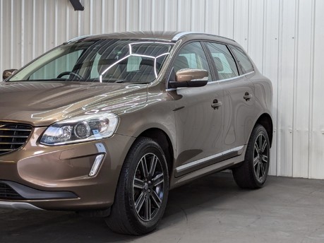 Volvo XC60 D5 SE LUX NAV AWD 18