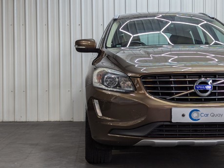 Volvo XC60 D5 SE LUX NAV AWD 24