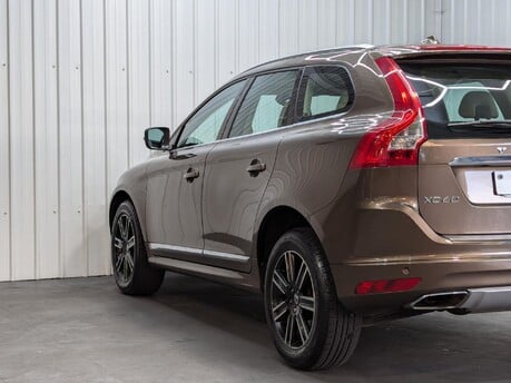 Volvo XC60 D5 SE LUX NAV AWD 36