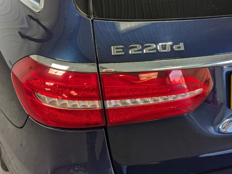 Mercedes-Benz E Class E 220 D AMG LINE 41