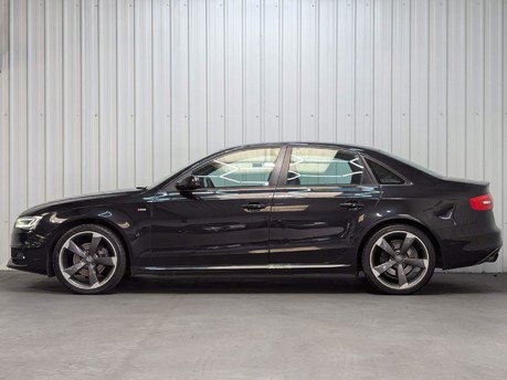 Audi A4 TDI QUATTRO BLACK EDITION 13