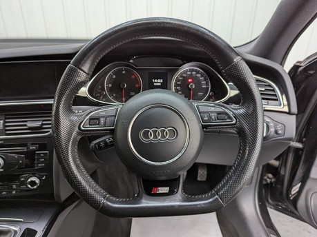 Audi A4 TDI QUATTRO BLACK EDITION 71