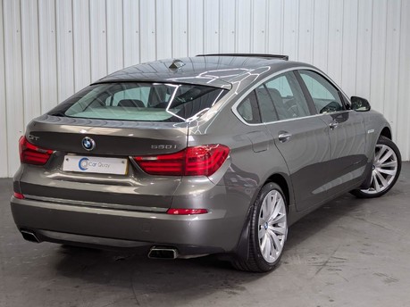 BMW 5 Series 550I LUXURY GRAN TURISMO 8