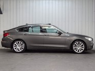 BMW 5 Series 550I LUXURY GRAN TURISMO 12