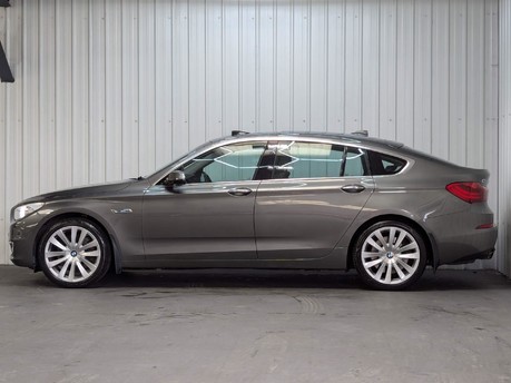 BMW 5 Series 550I LUXURY GRAN TURISMO 13