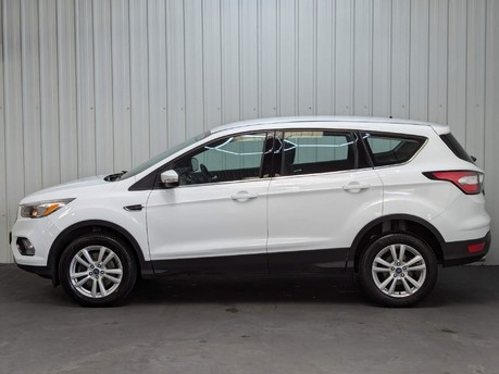 Ford Kuga ZETEC TDCI 16