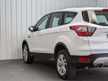 Ford Kuga ZETEC TDCI 34