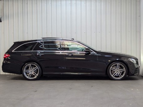 Mercedes-Benz E Class E 220 D AMG LINE PREMIUM 12