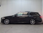 Mercedes-Benz E Class E 220 D AMG LINE PREMIUM 13