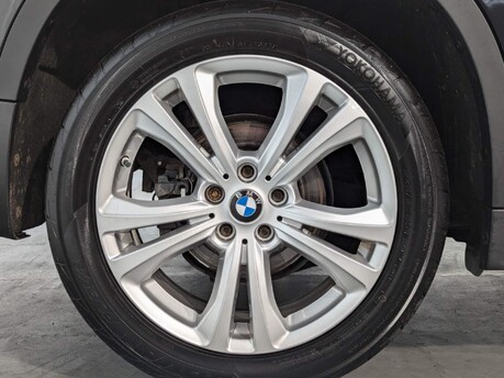 BMW X1 XDRIVE18D SPORT 33