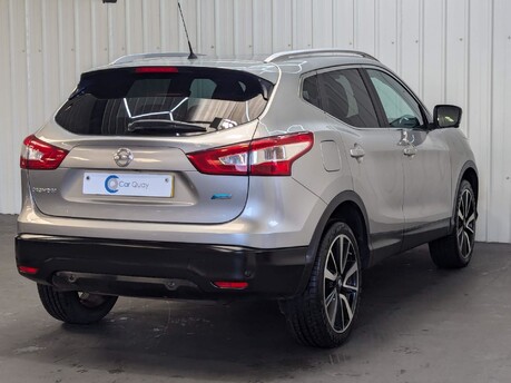 Nissan Qashqai DCI TEKNA 40