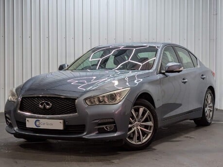 Infiniti Q50 PREMIUM D 8