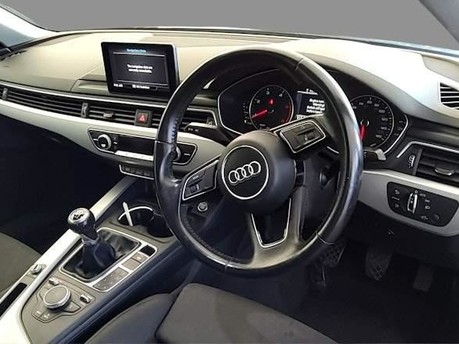 Audi A4 TDI ULTRA SE 5