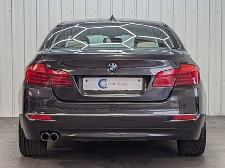 BMW 5 Series 525D LUXURY 36