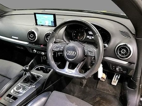 Audi A3 TFSI S LINE 6