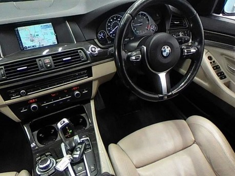 BMW 5 Series 520D M SPORT TOURING 9