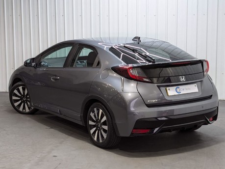 Honda Civic I-VTEC SE PLUS 12