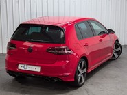 Volkswagen Golf R 10