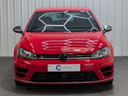 Volkswagen Golf R 21