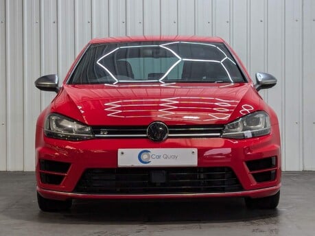 Volkswagen Golf R 19