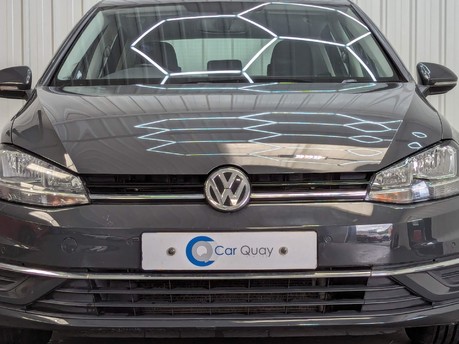 Volkswagen Golf SE NAVIGATION TDI BLUEMOTION TECHNOLOGY 24