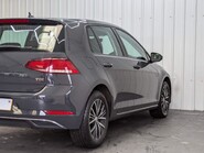 Volkswagen Golf SE NAVIGATION TDI BLUEMOTION TECHNOLOGY 38