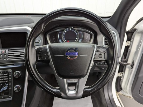 Volvo XC60 D4 R-DESIGN NAV 70