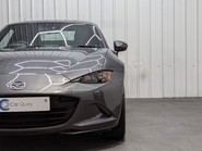 Mazda MX-5 RF SPORT NAV 40