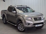 Nissan Navara DCI TEKNA 4X4 SHR DCB 7