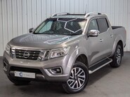 Nissan Navara DCI TEKNA 4X4 SHR DCB 9