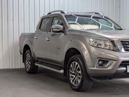 Nissan Navara DCI TEKNA 4X4 SHR DCB 16