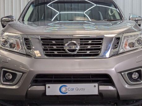 Nissan Navara DCI TEKNA 4X4 SHR DCB 22