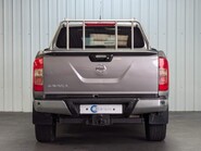 Nissan Navara DCI TEKNA 4X4 SHR DCB 35