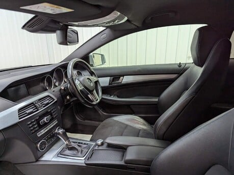 Mercedes-Benz C Class C220 CDI AMG SPORT EDITION 54