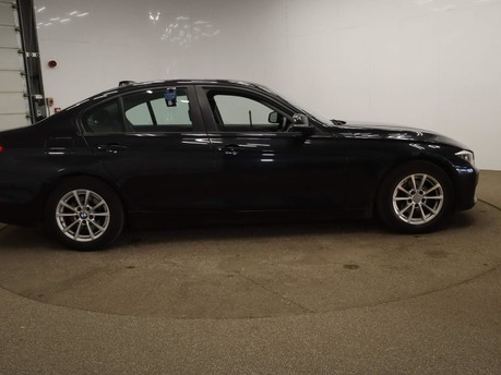 BMW 3 Series 320D EFFICIENTDYNAMICS BUSINESS 4