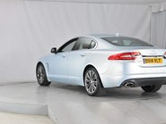 Jaguar XF D V6 PORTFOLIO 7