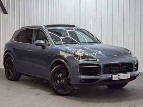 Porsche Cayenne V6