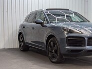 Porsche Cayenne V6 16