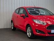 Ford Fiesta ZETEC 17