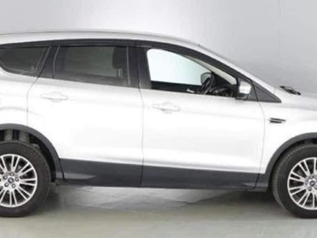 Ford Kuga TITANIUM TDCI 2WD