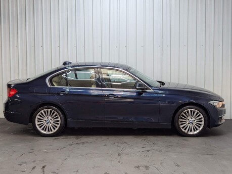 BMW 3 Series 320D XDRIVE LUXURY 11