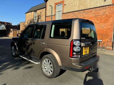 Land Rover Discovery SDV6 SE 5