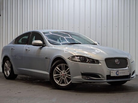 Jaguar XF D PREMIUM LUXURY 4