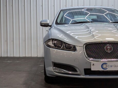 Jaguar XF D PREMIUM LUXURY 18