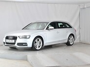 Audi A4 AVANT TDI S LINE START/STOP 1