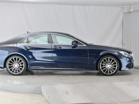 Mercedes-Benz CLS CLS350 D AMG LINE 4