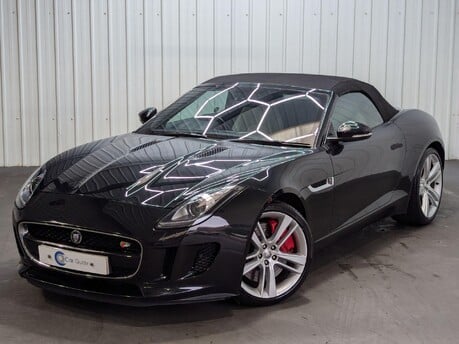 Jaguar F-Type V6 S 14