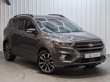 Ford Kuga ST-LINE TDCI 1