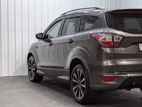 Ford Kuga ST-LINE TDCI 36