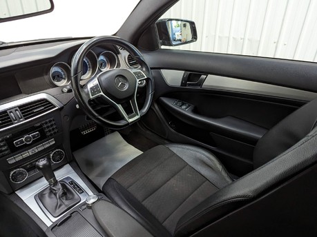 Mercedes-Benz C Class C180 BLUEEFFICIENCY AMG SPORT 49